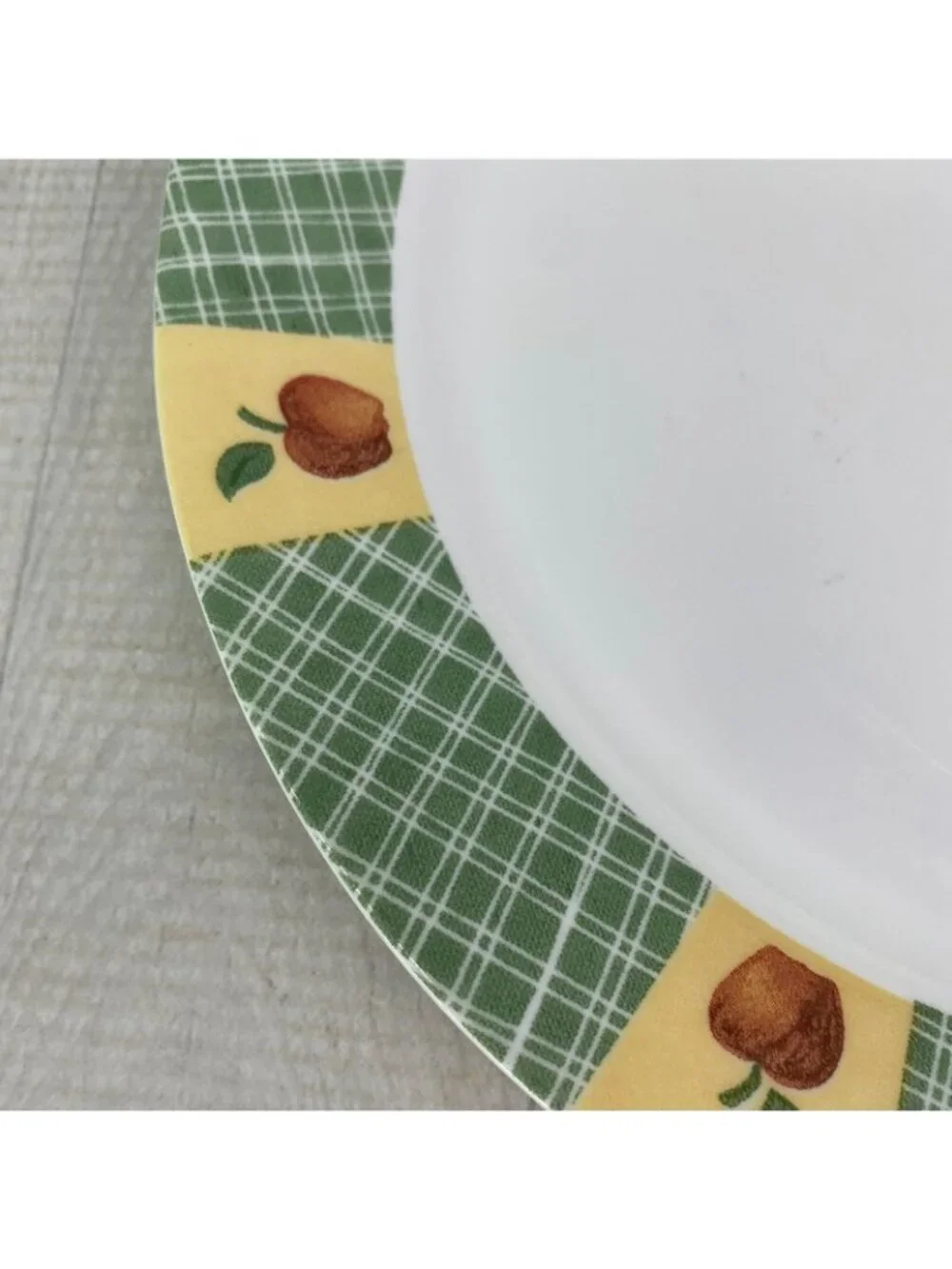 Corelle APPLE HARVEST Break Chip Resistant Green Woven Band Dinner Plates Set 4